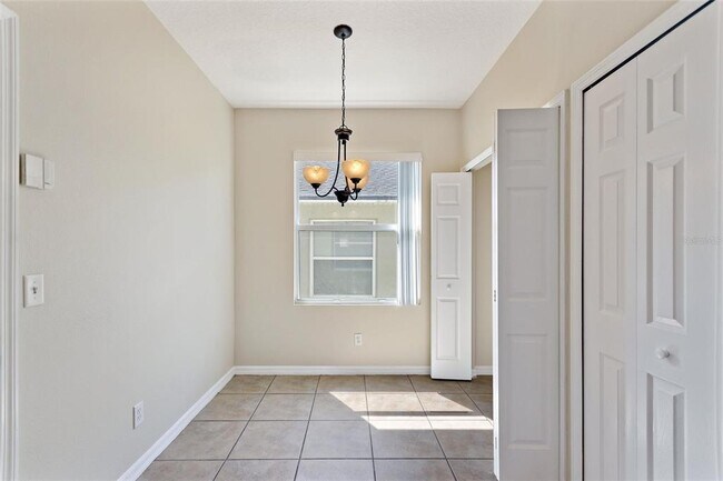 Building Photo - 326 Cotswold Cir