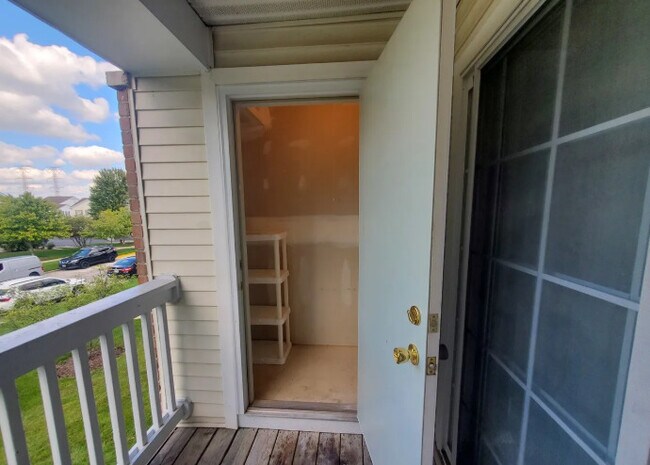 Building Photo - 1449 McClure Rd