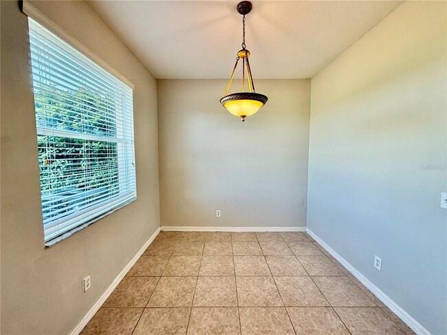 Building Photo - 11161 Creek Haven Dr