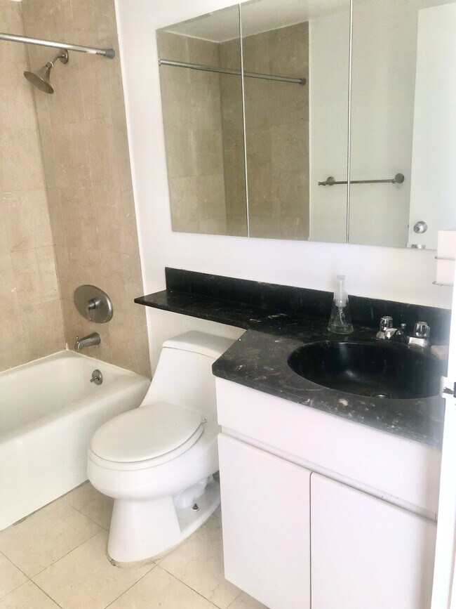 Building Photo - 2287 Johnson Ave