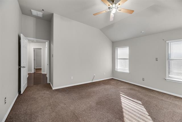 Building Photo - 856 Santa Fe Dr