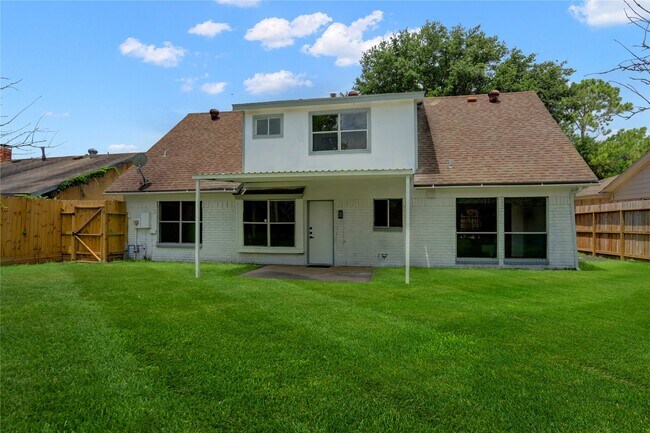 Building Photo - 7926 Windy Creek Dr