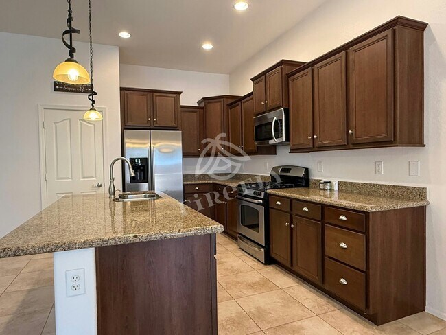 Building Photo - 12873 N 175th Dr