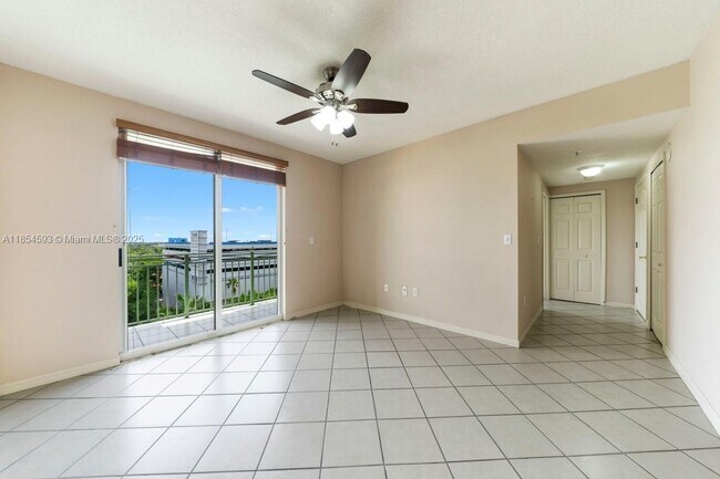 Building Photo - 3500 Coral Wy