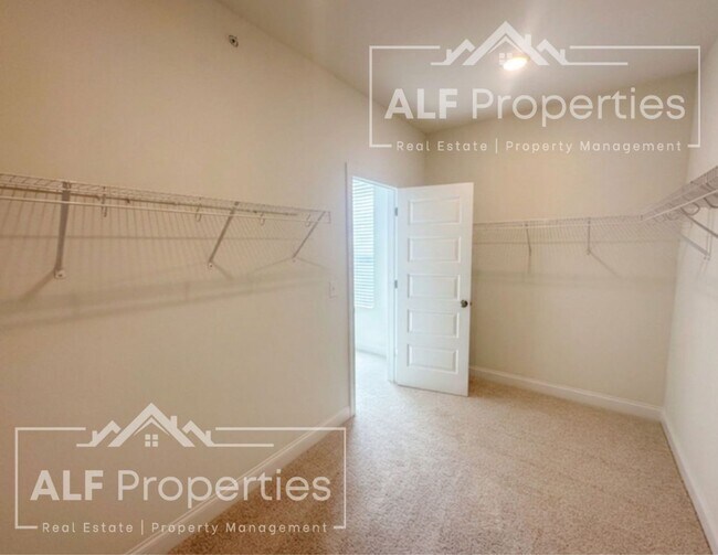 Building Photo - Luxury Downtown Wake Forest Living – Brand-New End Unit with Rooftop Terrace