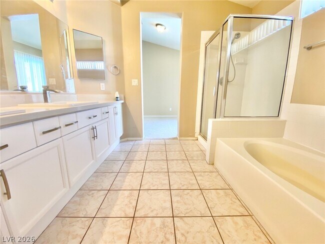 Building Photo - 4678 Carefree Dr