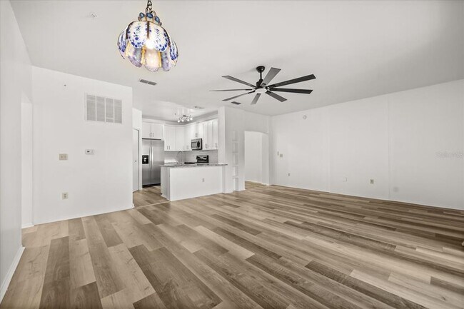 Building Photo - 126 Vista Verdi Cir