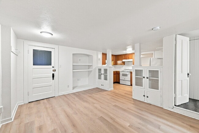 Building Photo - $1,595.95 with $300 Off The First Month's Rent, 2 Beds - 1 Bath, Duplex in Denver with Window A/C!