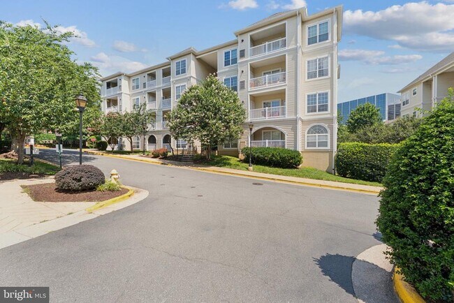 Primary Photo - 4561 Strutfield Ln