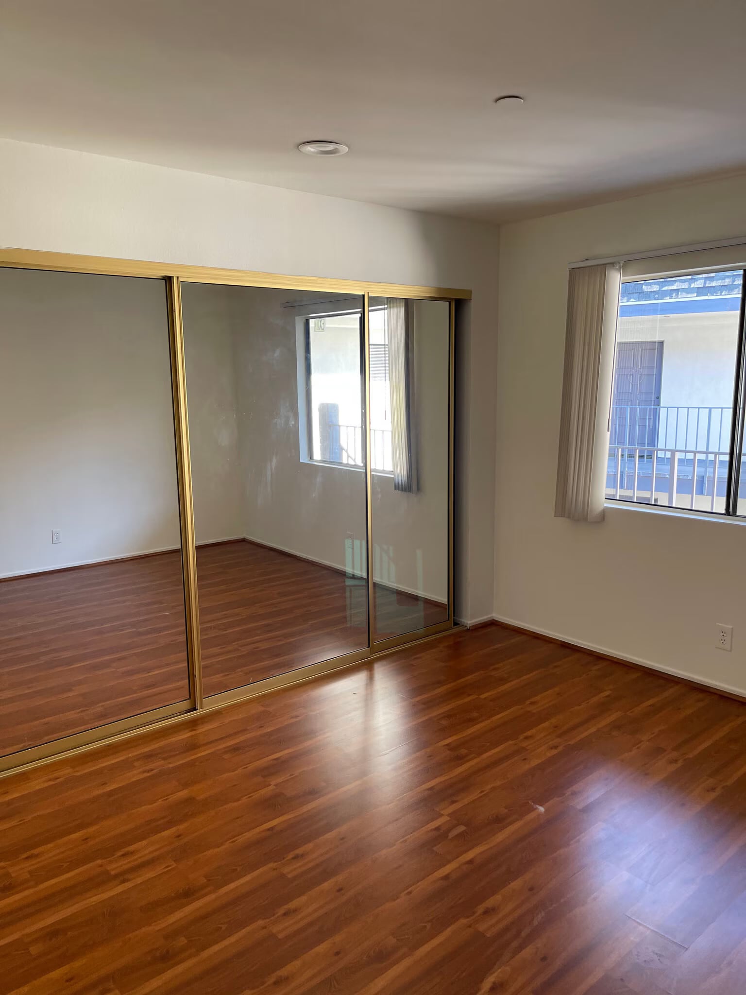 Building Photo - 1830 N Verdugo Rd