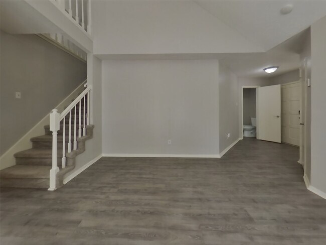 Building Photo - 19631 Coppervine Ln