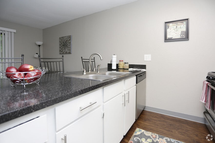 Interior Photo - Northview Harbor - Grand Rapids, MI