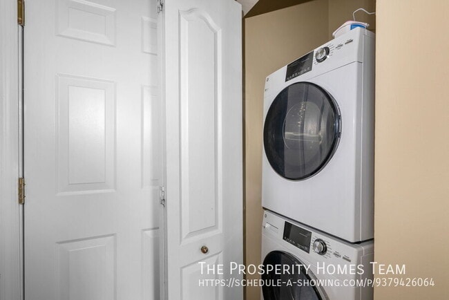 Building Photo - 5569 Lanier Ave