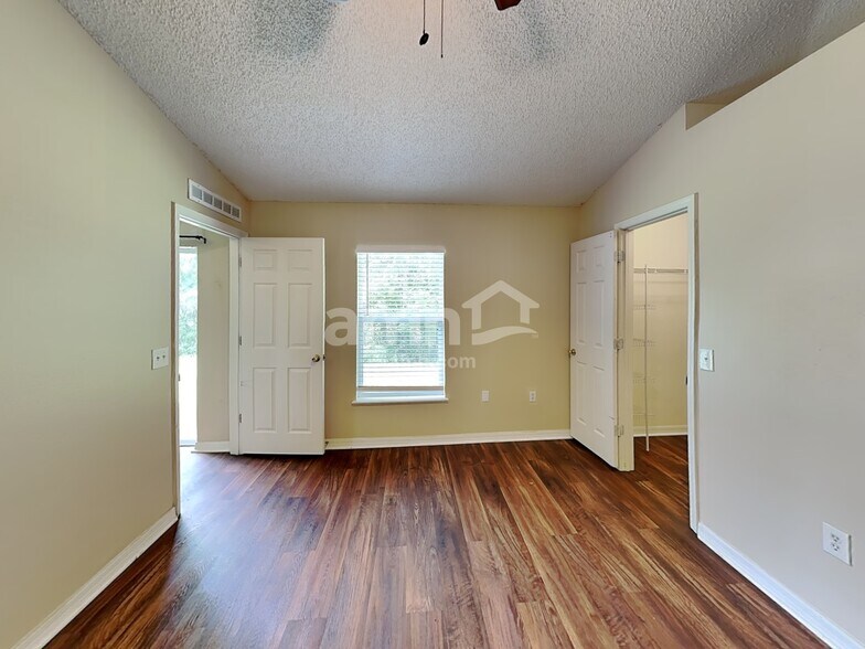 Building Photo - 1228 Welch Ridge Ter