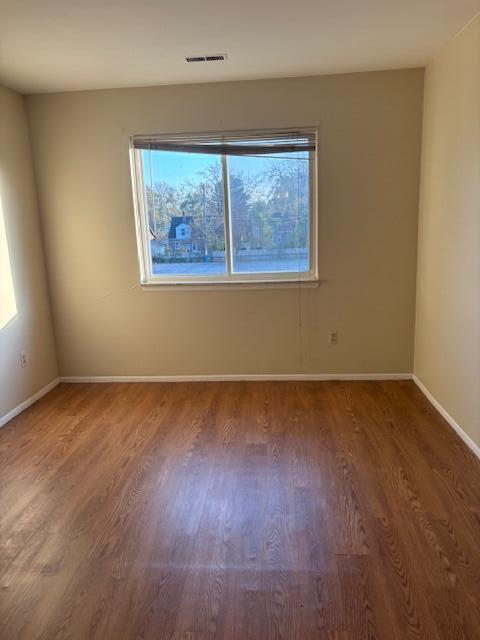 Building Photo - 1250 W Nine Mile Rd