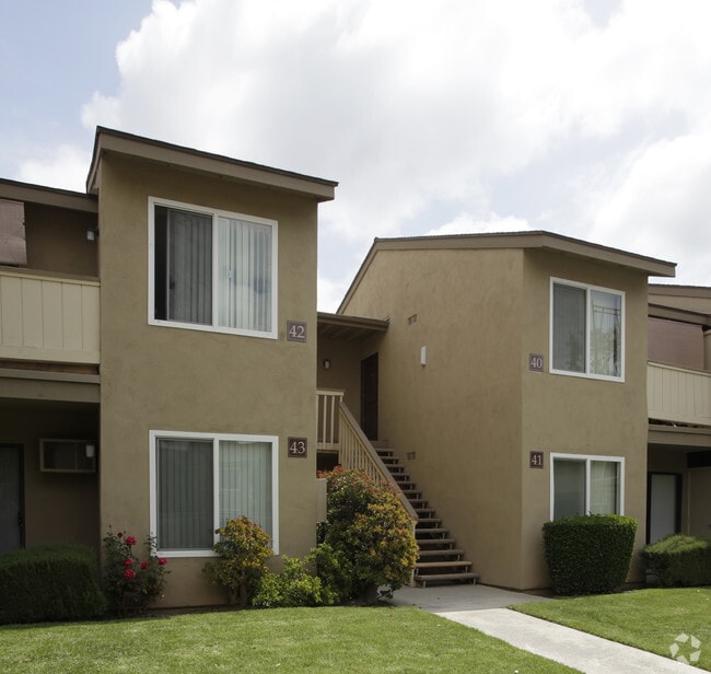 Sunrise Apartments 240 E Taft Ave Orange CA 92865 Apartment Finder