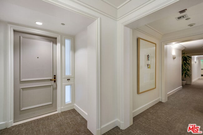 Building Photo - 701 Ocean Ave