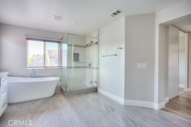 Building Photo - 7783 Alderwood Ave