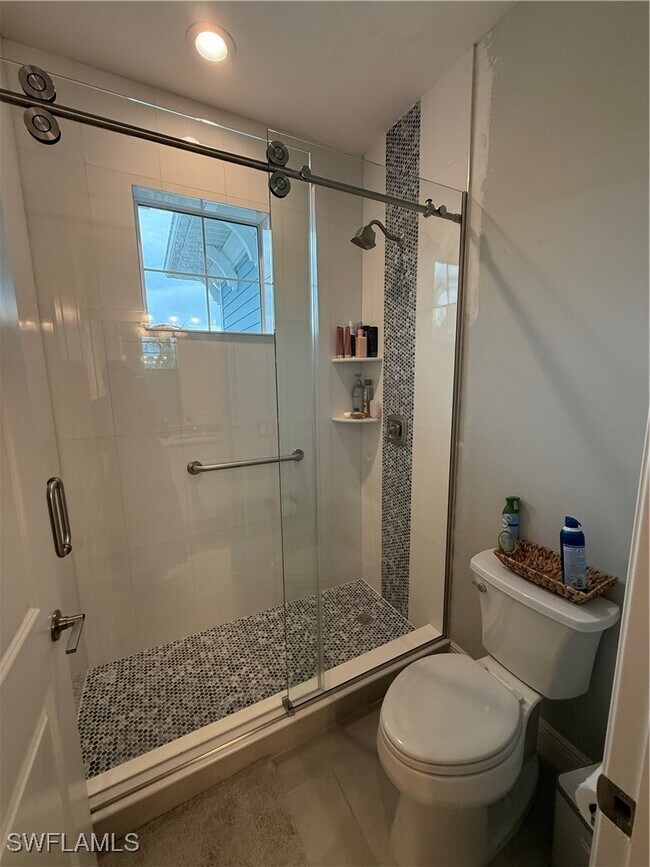 Building Photo - 2543 Seychelles Dr