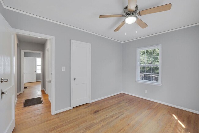 Building Photo - NOW ACCEPTING CITY OF ATLANTA 3-BEDROOM HOUSING VOUCHERS.