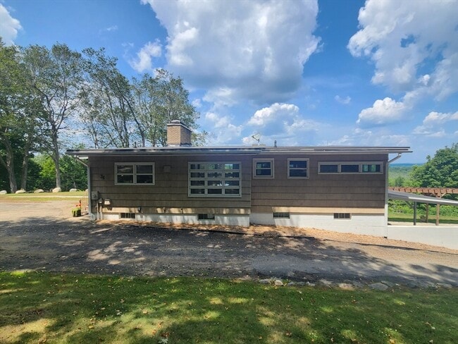 Building Photo - 36 Johnson Ave