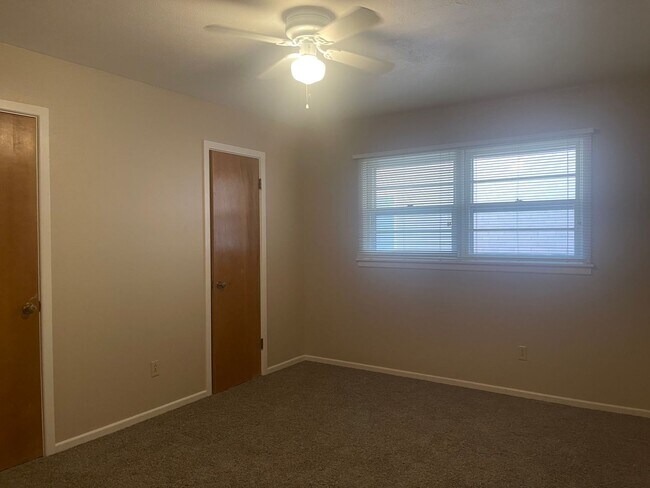 Building Photo - Wonderful House