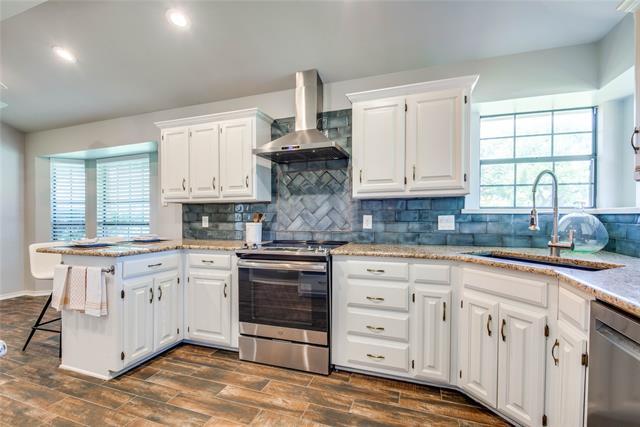 Building Photo - 3829 Townbluff Dr