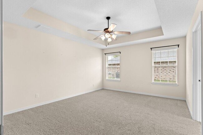 Building Photo - 5659 Tiger Woods Dr