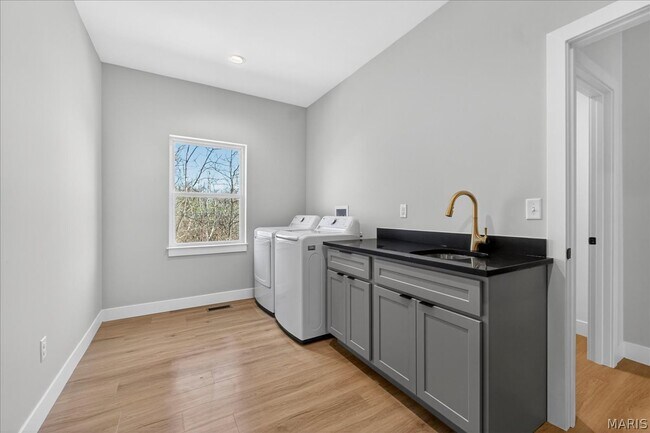 Building Photo - 15308 Batesville Ct