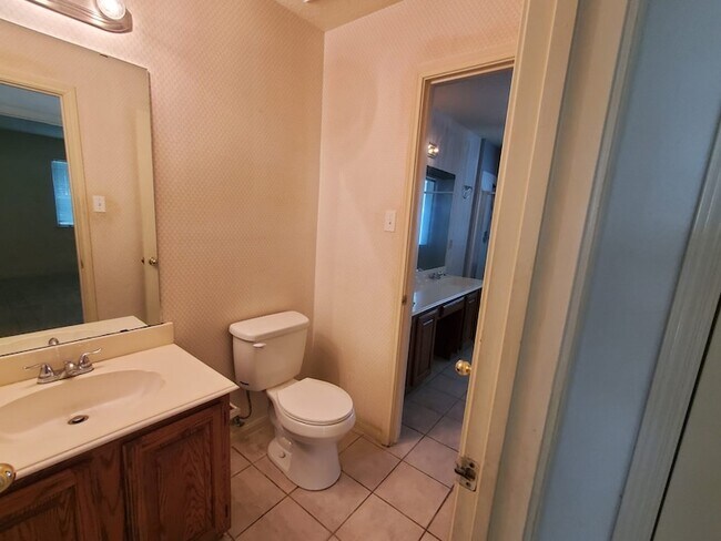 Building Photo - 21435 Park Mill Ln