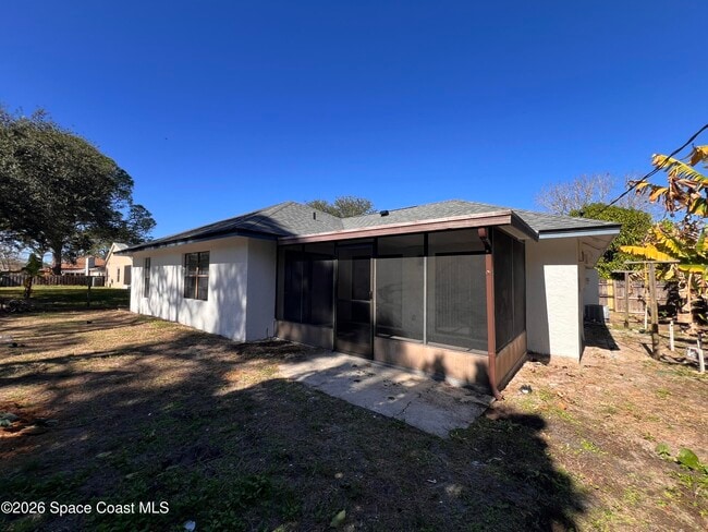 Building Photo - 1456 Reed St NW