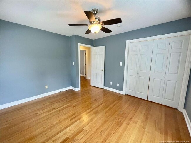 Building Photo - 2514 Dartmouth Dr