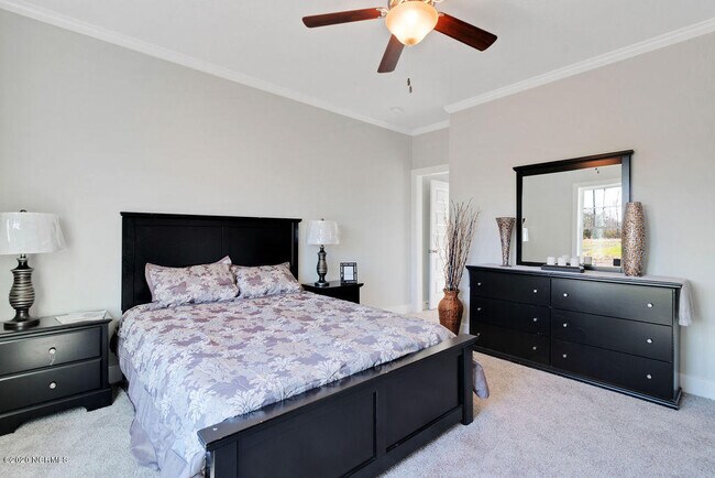 Building Photo - 202 Garland Shores Dr