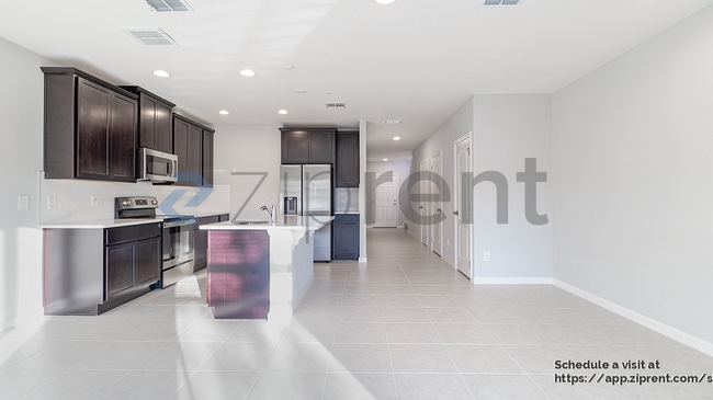 Building Photo - 432 Cape Honeysuckle Pl