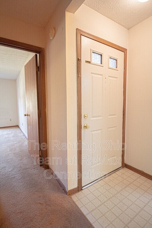 Building Photo - 6486 Reflections Dr