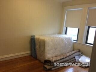 Building Photo - 17-19 Washington St.