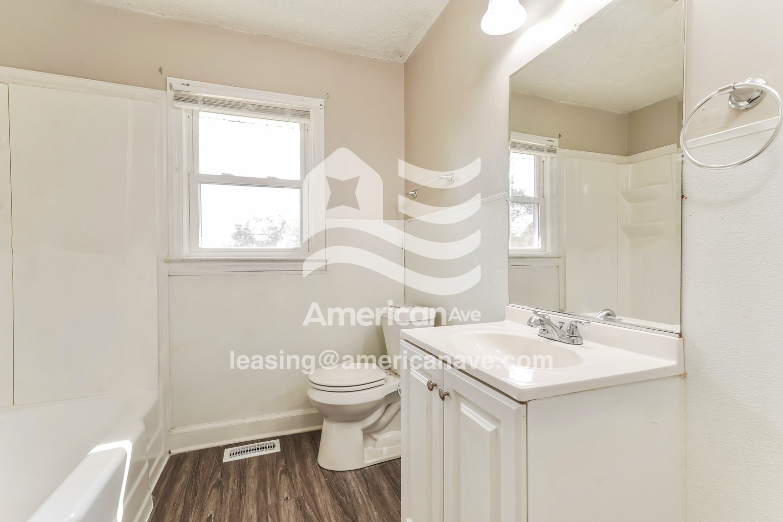 Building Photo - 3410 Westmont Dr