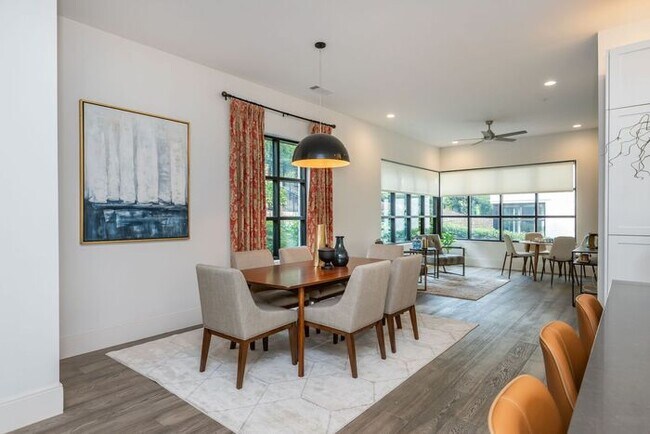 Building Photo - Welcome To The Sophia - Your Perfect Retreat in Historic Druid Hills!