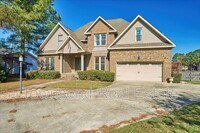 Building Photo - 695 Cedar Point