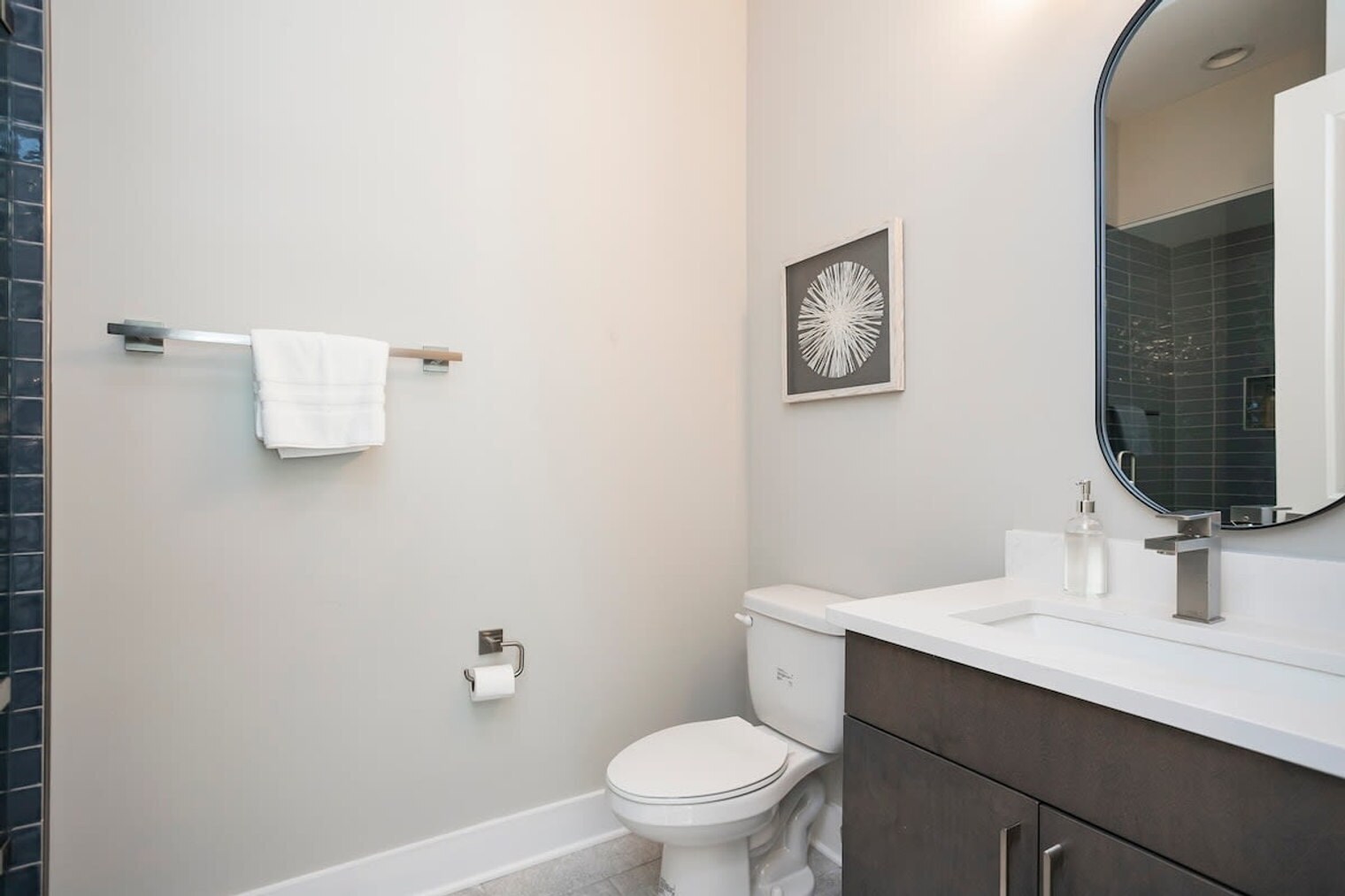 Building Photo - 1405 Napoleon St