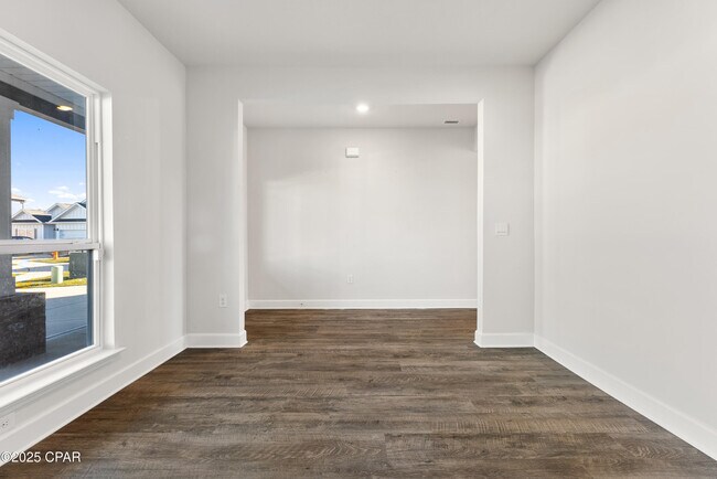 Building Photo - 3000 Rachel Pl