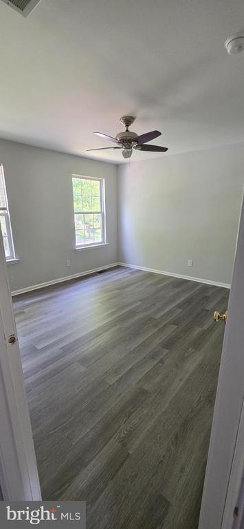 Building Photo - 35 Oakmont Terrace