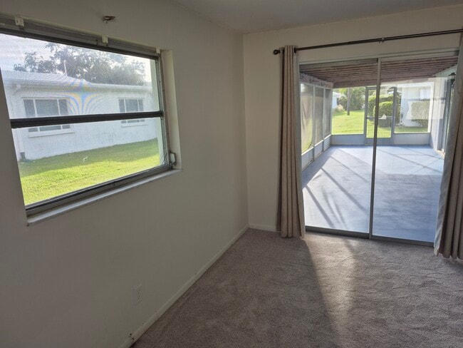 Building Photo - 14140 88th Ave