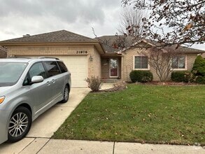 Building Photo - 21878 E Sunset Dr