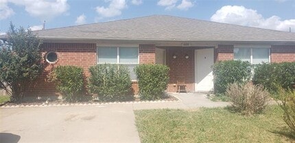 Building Photo - 609 Kings Way Dr