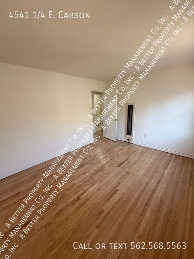 Building Photo - 4541 1/4 E. Carson-