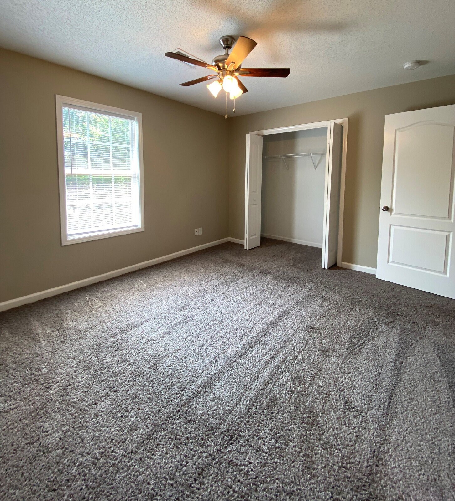 Building Photo - 541B PATRIOT PARK CT, CLARKSVILLE, TN 37042