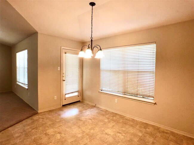 Building Photo - 2141 Pearson Way
