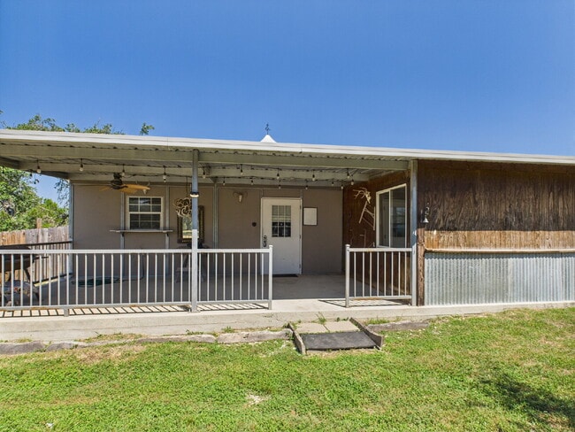 Primary Photo - "Charming 1-Bedroom 1 Bathroom