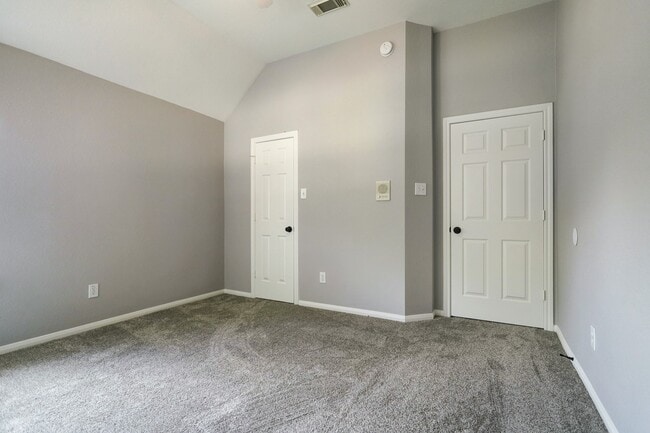 Building Photo - 2222 Keeran Point Ct